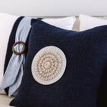 Load image into Gallery viewer, RATTAN & SHELL DISK